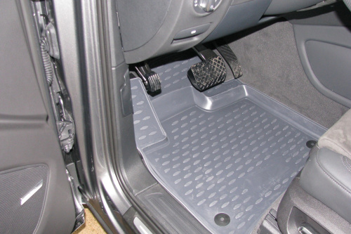 Коврики в салон Audi Q7 I (4L) 2005-2009, полиуретан Element, Черный, Арт. NLC.04.16.210k