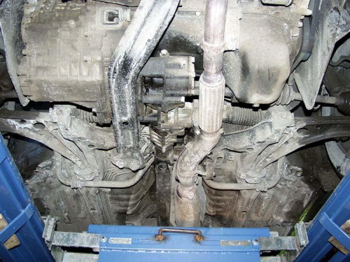 Защита картера двигателя и КПП Hyundai Santamo 1995-2002 Минивен V-2.0 Арт. 10.0256