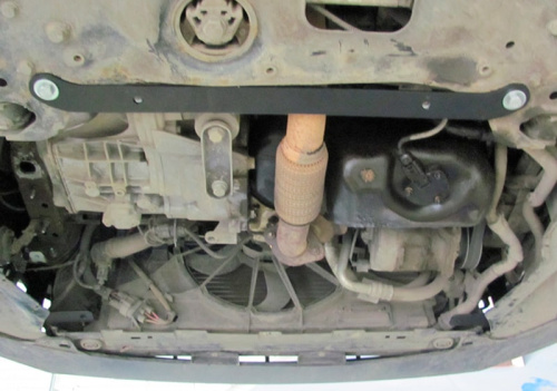 Защита картера двигателя и КПП Volkswagen Caddy III 2010-2015 рестайлинг Минивэн V-1,2 TSI (для а/м со штатным пред пусковым подогревателем) Арт. 26.2