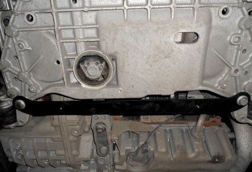 Защита картера двигателя и КПП Volkswagen Caddy III 2004-2010 Фургон V-1,6 MPI; 1,2 TSI Арт. 26.1988