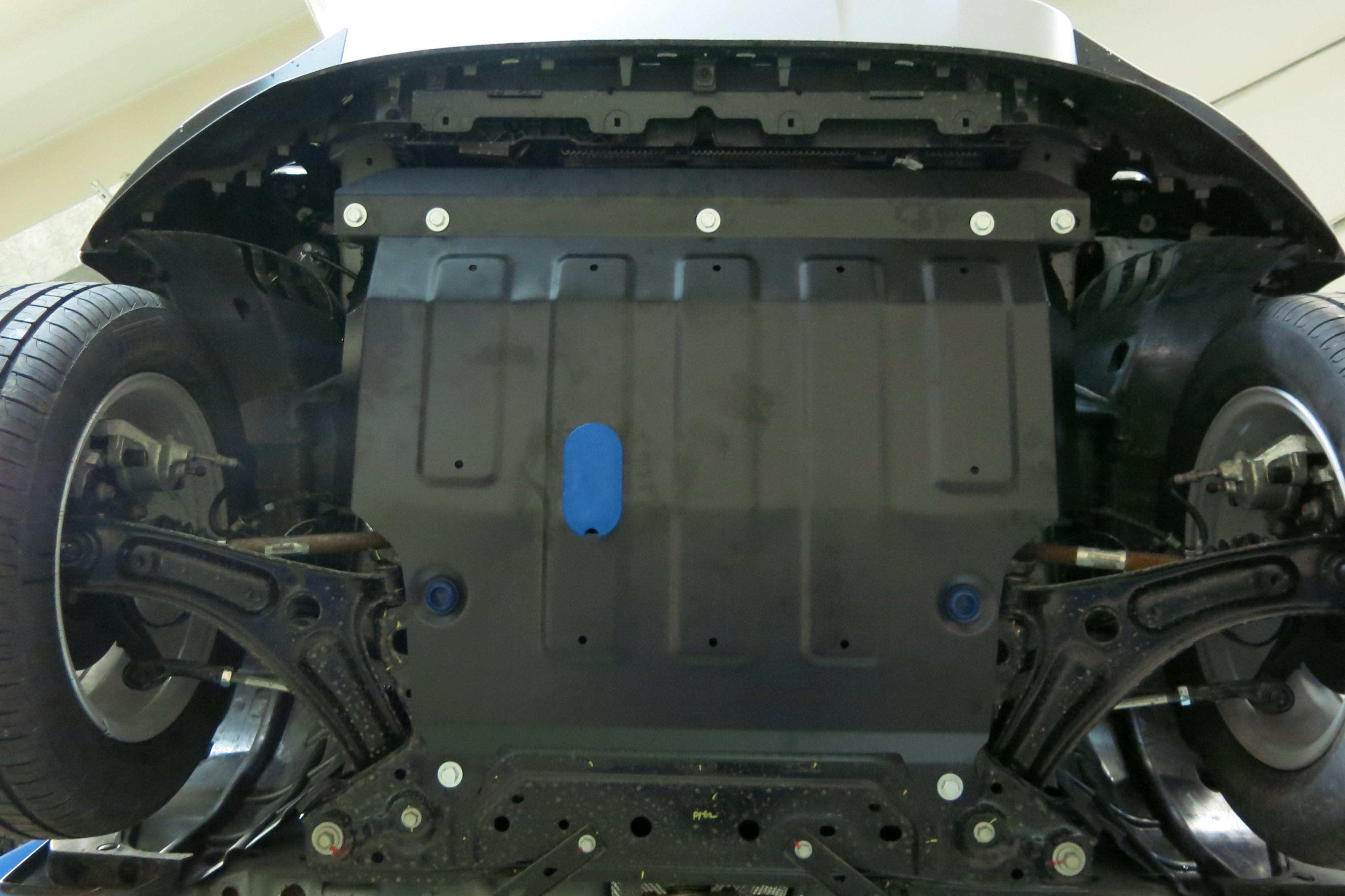 Защита картера двигателя и КПП Ford EcoSport II 2012-2018 Внедорожник 5 дв. V - 1.6; 2.0 Арт. 111.1847.1