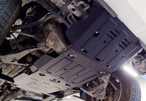 Защита картера двигателя Toyota Fortuner II 2015-2020 Внедорожник 5 дв. V-2,7 MT, AT AWD; 2,8 D AT AWD Арт. 24.4622