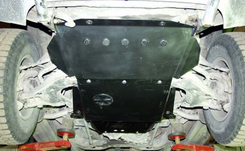 Защита картера двигателя и КПП Nissan Terrano II (R50) 1996-1999 Внедорожник 5 дв. V-2,4; 2,7D; 3,0D Арт. 15.0201