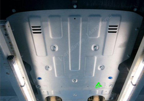 Защита картера двигателя Rival для Porsche Panamera, Алюминий 3 мм, арт. 333.4610.1