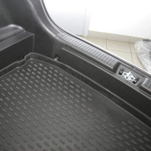 Коврик в багажник Kia Venga I 2009-2014 Минивэн, полиуретан Element, Черный, нижний Арт. NLC.25.34.BN11