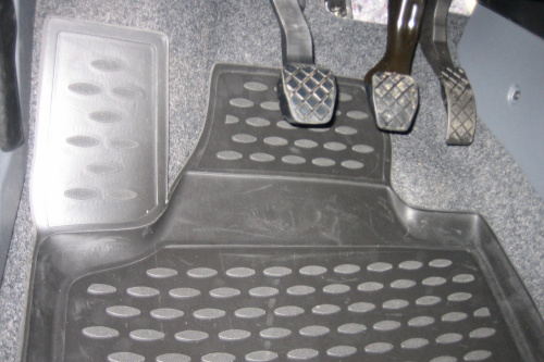 Коврики в салон SEAT Ibiza IV (6J) 2008-2012 Универсал, полиуретан Element, Черный, Арт. NLC.44.03.210