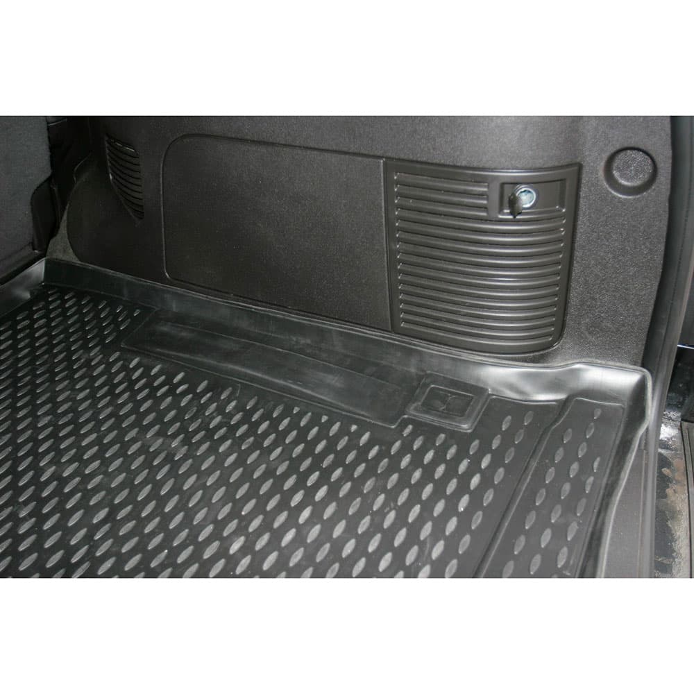 Коврик в багажник Chevrolet Tahoe III (GMT900) 2006-2014 Внедорожник 5 дв., полиуретан Element, Черный, длинный Арт. NLC.08.15.G13