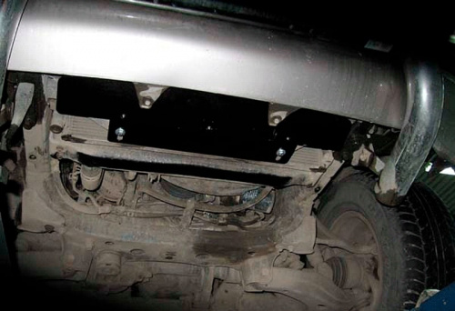Защита картера двигателя Toyota Land Cruiser 100 1998-2002 V-4,2D; 4,7 Арт. 24.0530
