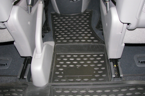 Коврики в салон Hyundai H1 II 2007-2015 Микроавтобус, полиуретан Element, Черный, на два первых ряда Арт. NLC.20.26.210k