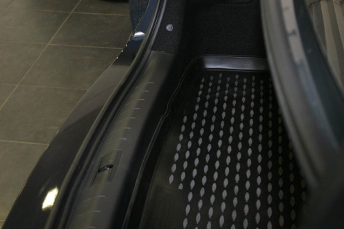Коврик в багажник Renault Latitude I 2010-2013 Седан, полиуретан Element, Черный, V-2.0 Арт. NLC.41.27.B10