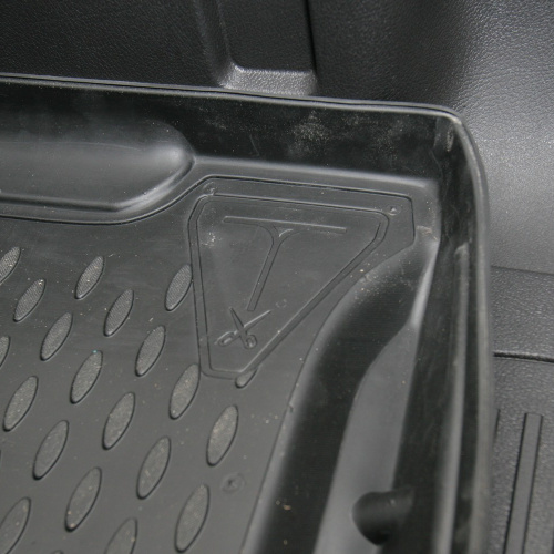 Коврик в багажник Hummer H3 2005-2010 Внедорожник 5 дв., полиуретан Element, Черный, Арт. NLC.19.01.B13