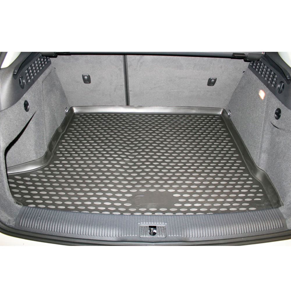 Коврик в багажник Audi Q3 I (8U) 2011-2014, полиуретан Element, Черный, Арт. CARAUD00002