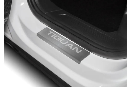 Накладки порогов AutoMAX (4 шт.) Volkswagen Tiguan 2016-