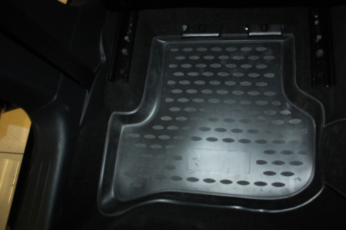 Коврики в салон SEAT Leon II 2005-2009 5 дв., полиуретан Element, Черный, Арт. NLC.44.02.210