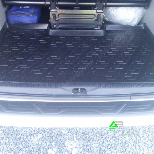 Коврик в багажник L.Locker  Volkswagen Caravelle (T5) 2002-2009, арт. 0101040201